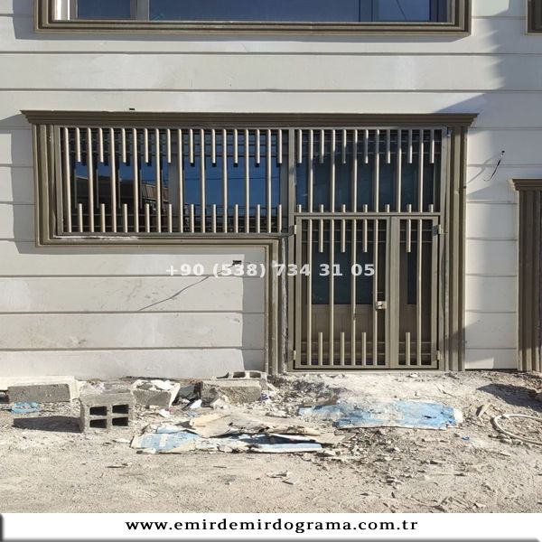 açılır kanatlı pimapen korkuluk boru desenli